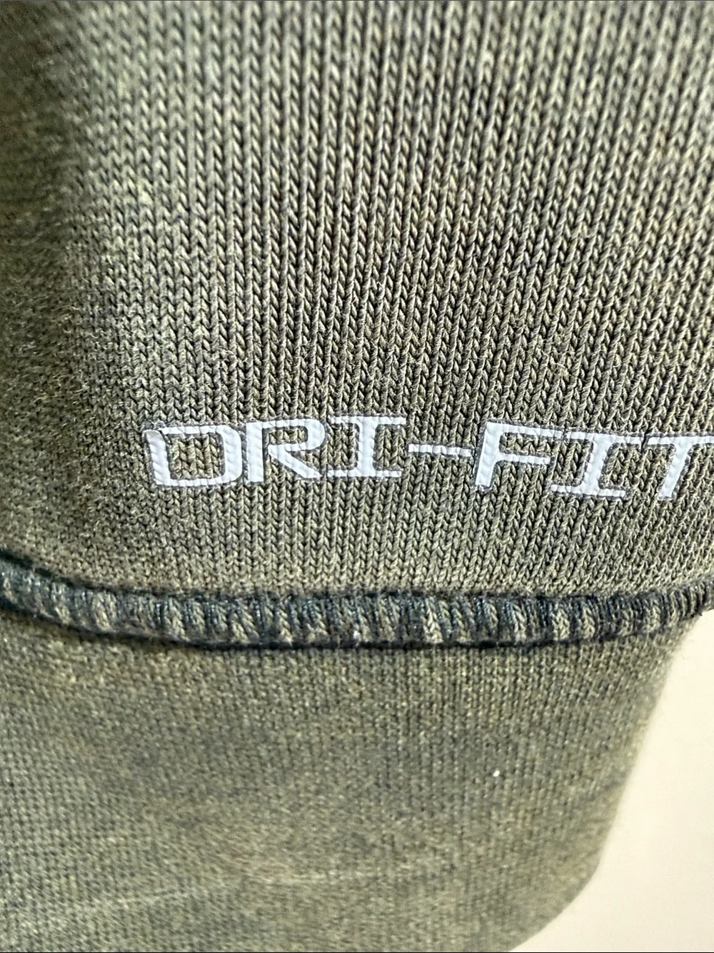 Jordan Men's Crewneck Short-Sleeve Hoodie in Olive